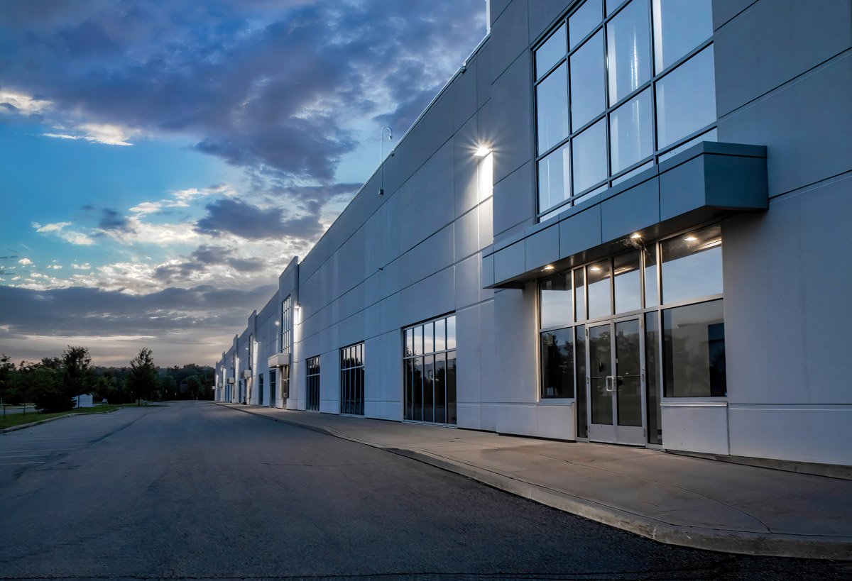 How to Strategically Choose the Right Warehouse Location